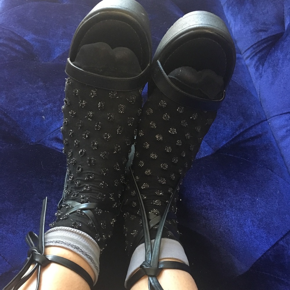 (SOLD) platform chunky heeled lace up wrap sandals